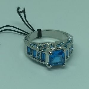 Betsey Johnson Jewelry - BLUE GEMSTONE RING - Betsey Johnson - Cute Fashion Betsey Johnson Jewelry - BLUE GEMSTONE RING - Betsey Johnson - Cute Fashion